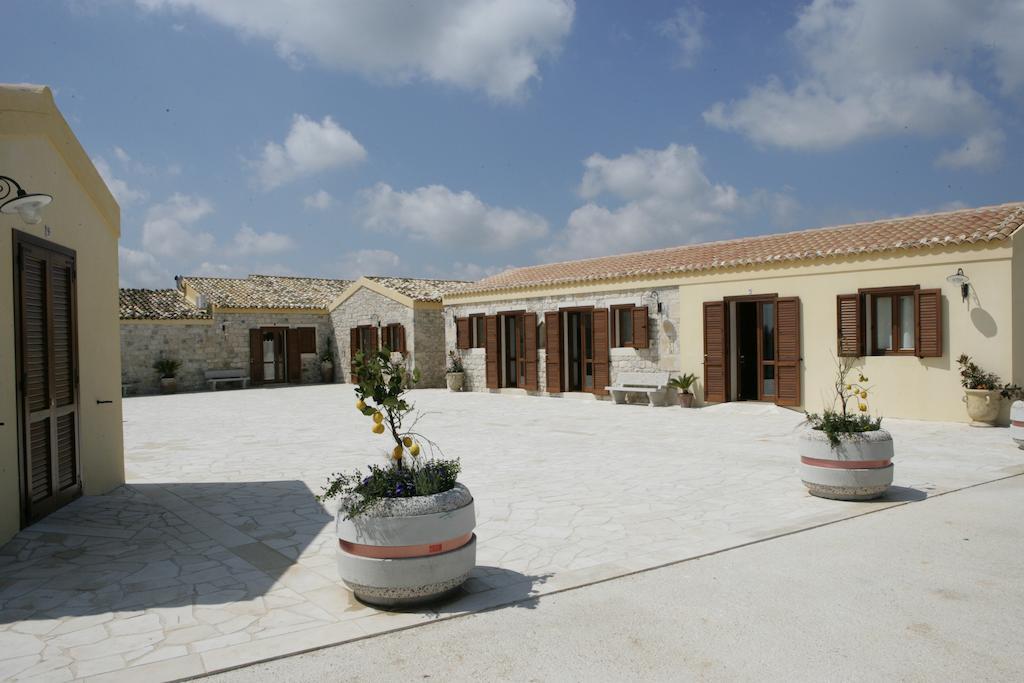 Oasi Di Cava Ispica Villa Pietre Nere San Zagaria Ngoại thất bức ảnh
