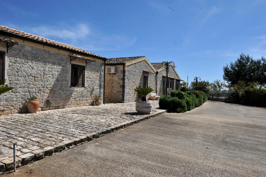 Oasi Di Cava Ispica Villa Pietre Nere San Zagaria Ngoại thất bức ảnh