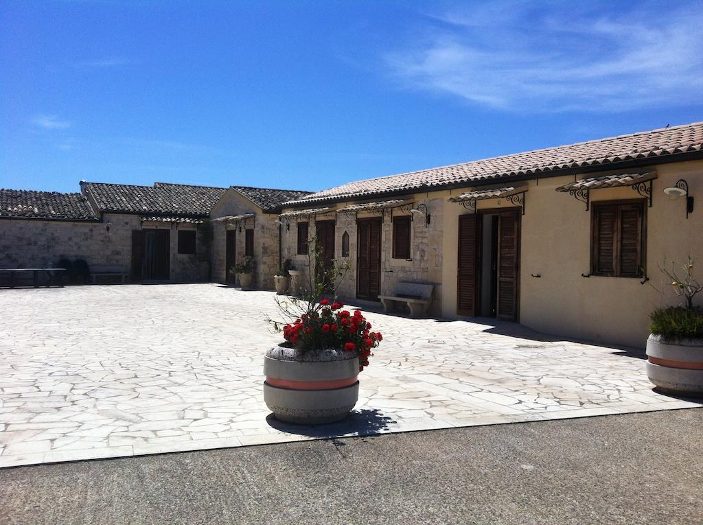 Oasi Di Cava Ispica Villa Pietre Nere San Zagaria Ngoại thất bức ảnh